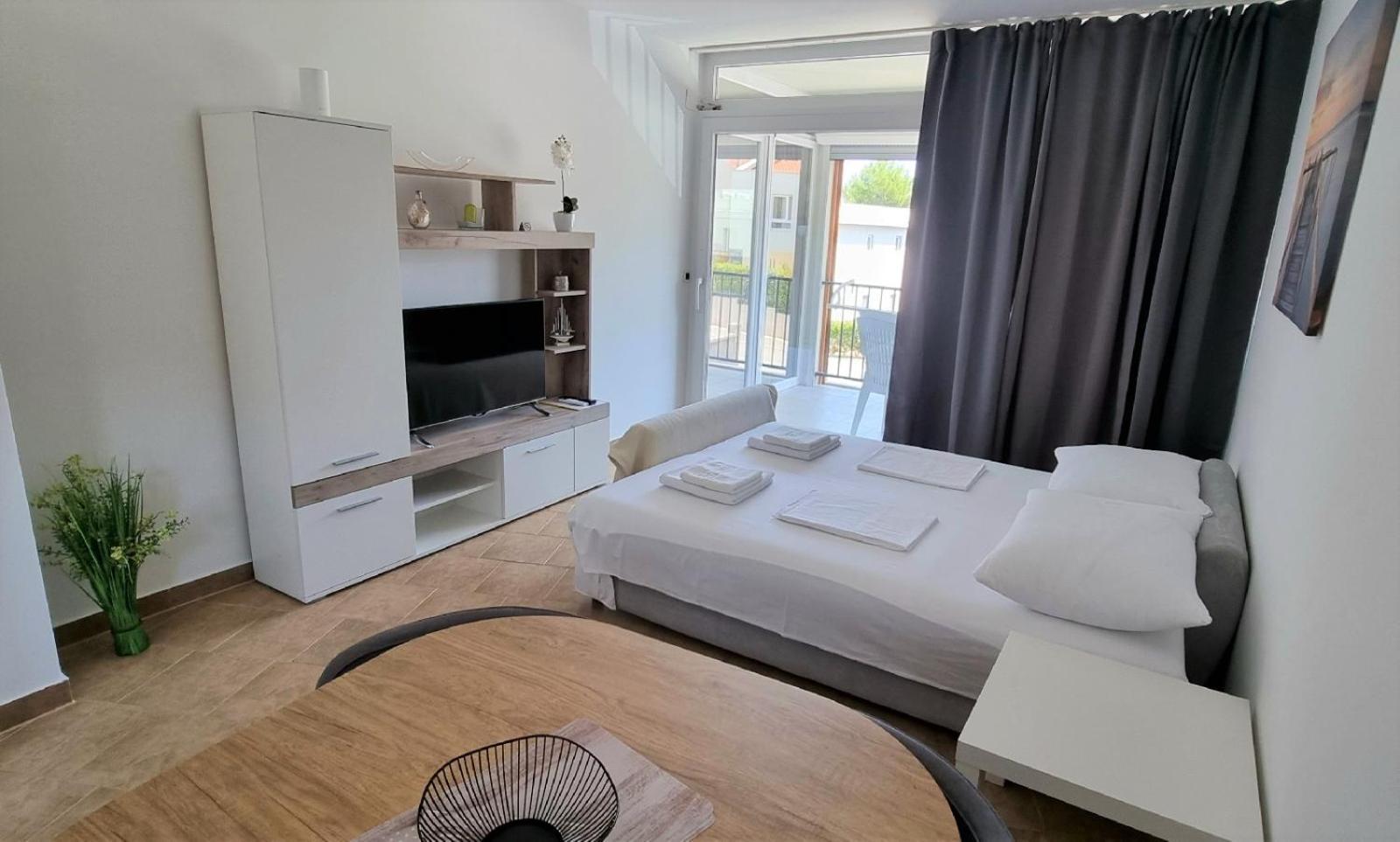 Apartmani Sunce I More 普莱曼图拉 外观 照片